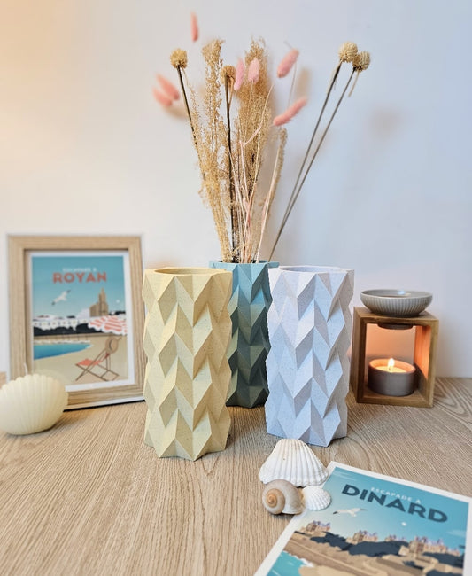 TESSURA Minimalist Vase – Geometric Elegance for Your Space