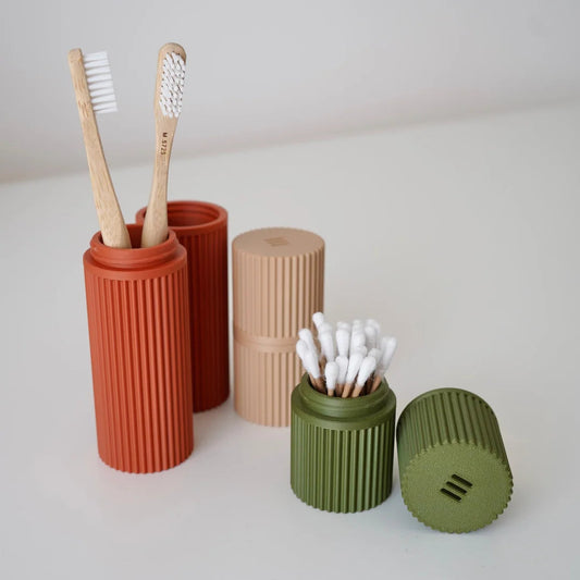 FLYLIA Travel Containers - 4 Pack