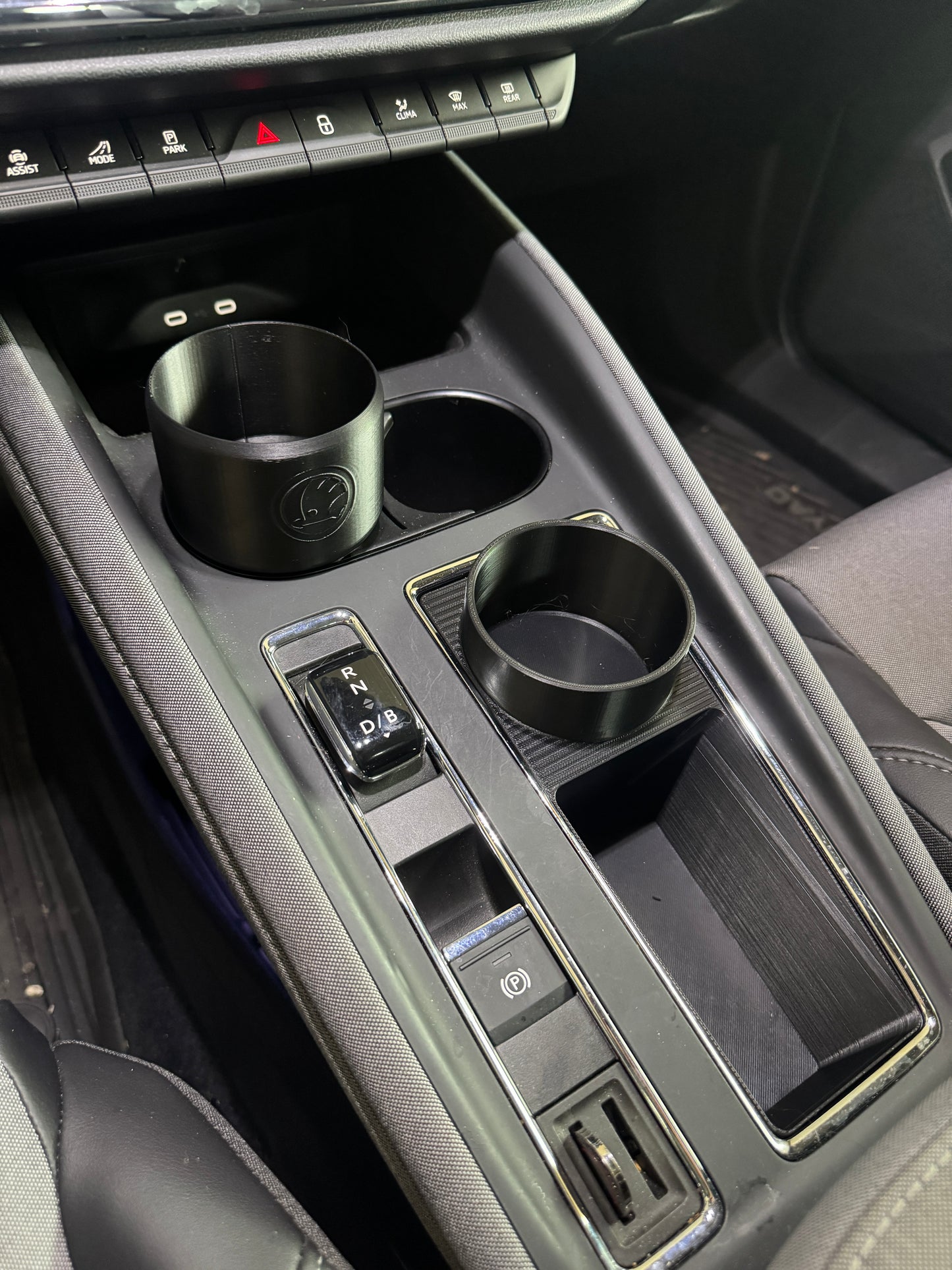 Skoda Enyaq Elroq Cupholder