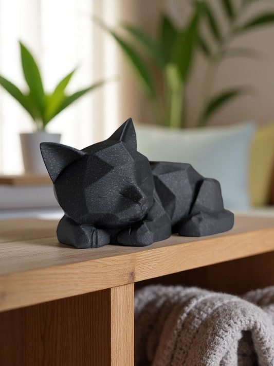 Low-Poly Kitten: Playful & Modern Art for Gamers & Design Lovers